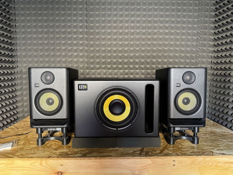 KRK Rokit RP5 G5 + KRK S8 Active Studio Subwoofer