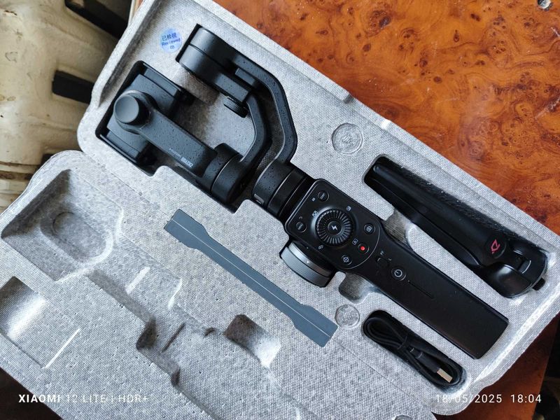 Super narxda Zhuyin Smooth 4 telefon uchun stabilizator – Bunaqasi boʻ Super narxda Zhuyin Smooth 4 telefon uchun stabilizator – Bunaqasi boʻ