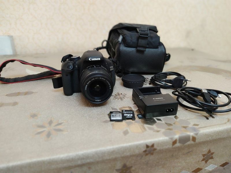 Продается пости новый Canon eos 600D Продается пости новый Canon eos 600D