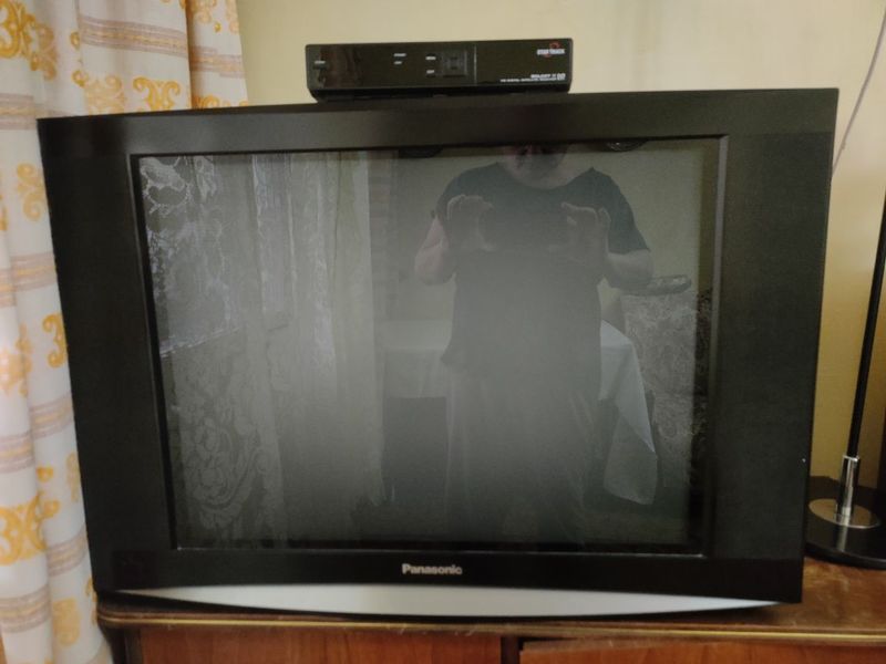 Телевизор Panasonic Телевизор Panasonic