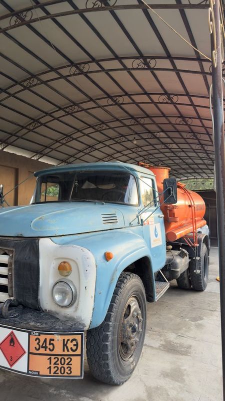 Zil 130 sunnatiga otib beriladi Zil 130 sunnatiga otib beriladi