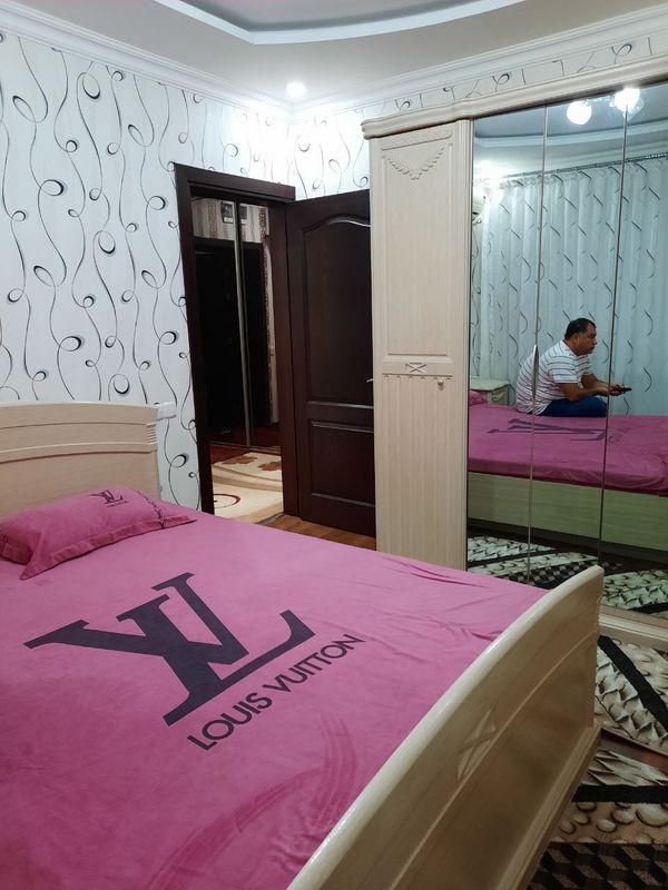 Сдается в аренду 3-х ком кв ул. С.Азимова Сдается в аренду 3-х ком кв ул. С.Азимова