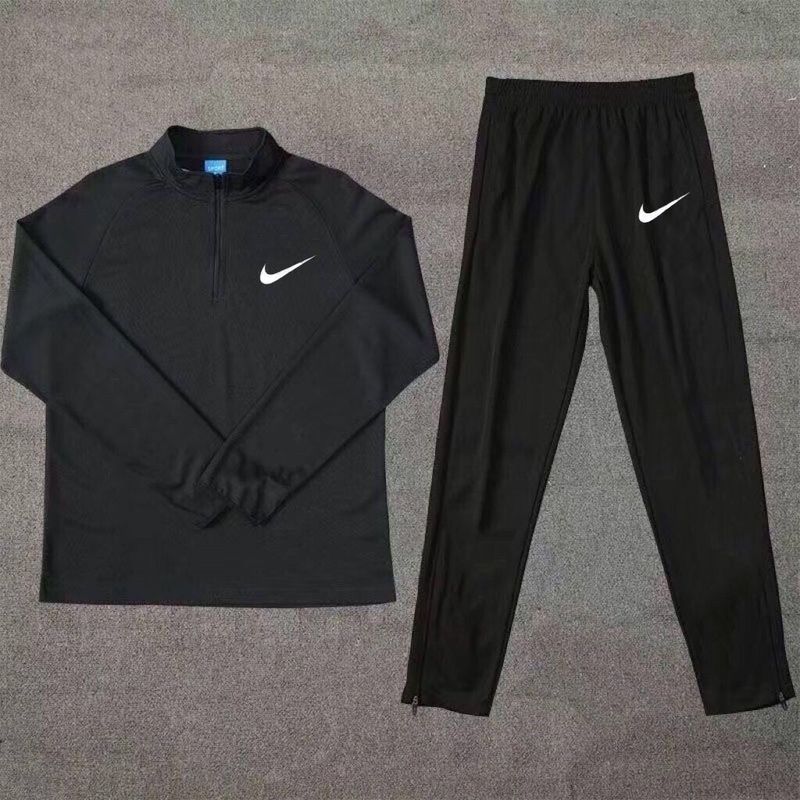 НОВАЯ двойка NikE НОВАЯ двойка NikE