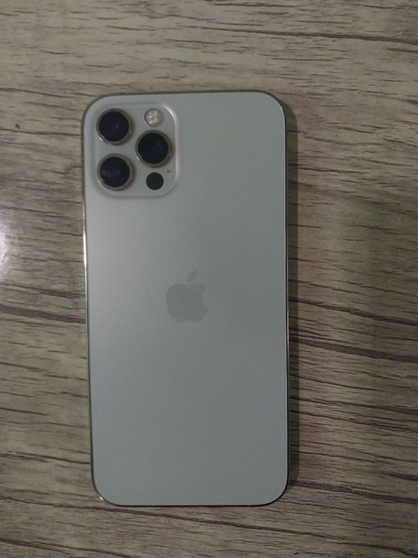 iPhone 12 pro xotira 256gb