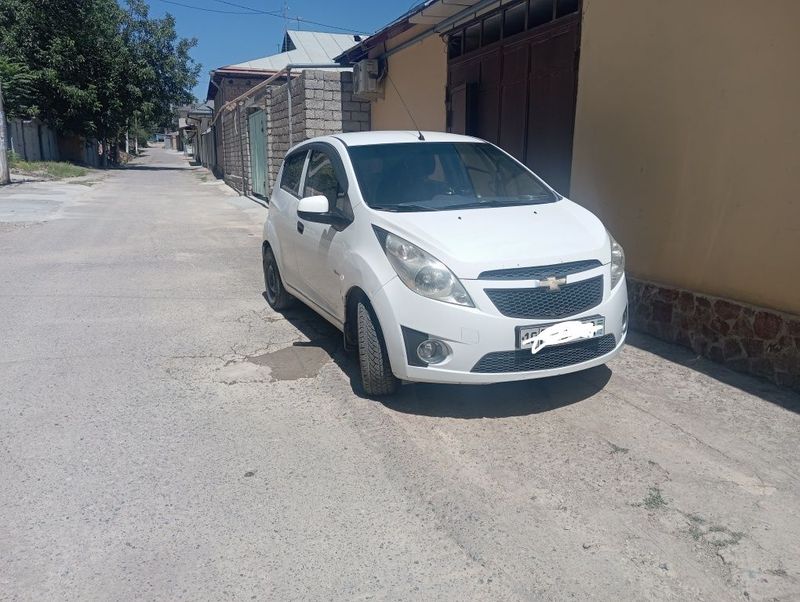 Chevrolet spark. Chevrolet spark.