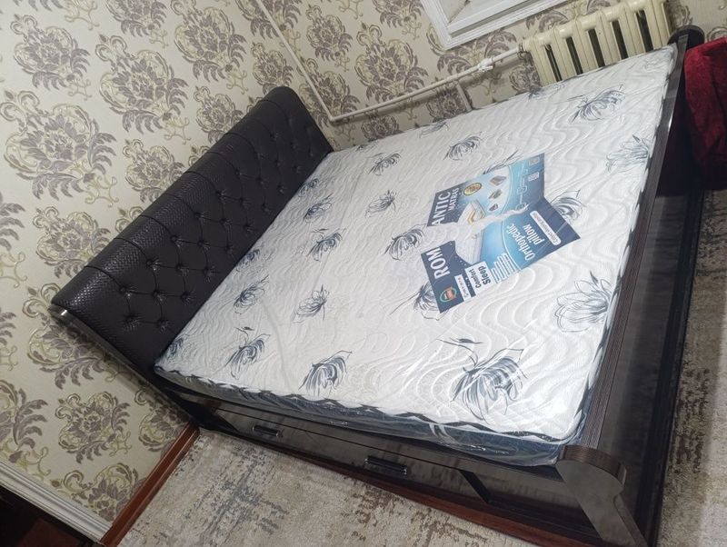 Продается мебел, спальный и шкаф Продается мебел, спальный и шкаф