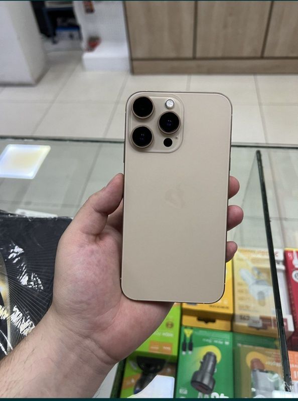 Iphone xr 128 imeka qlw kere Iphone xr 128 imeka qlw kere
