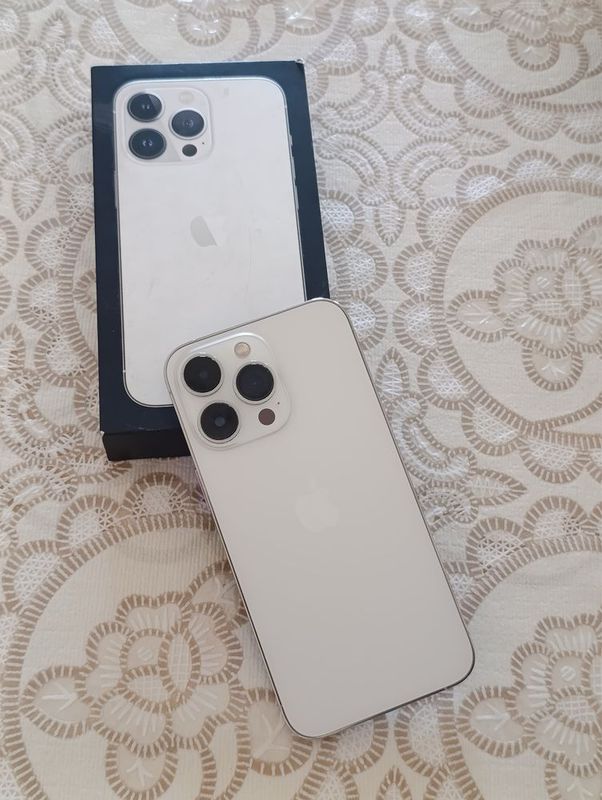 Iphone 13 pro idal hali ochlmagan yomksti 78% 490$ ful komplekt Iphone 13 pro idal hali ochlmagan yomksti 78% 490$ ful komplekt