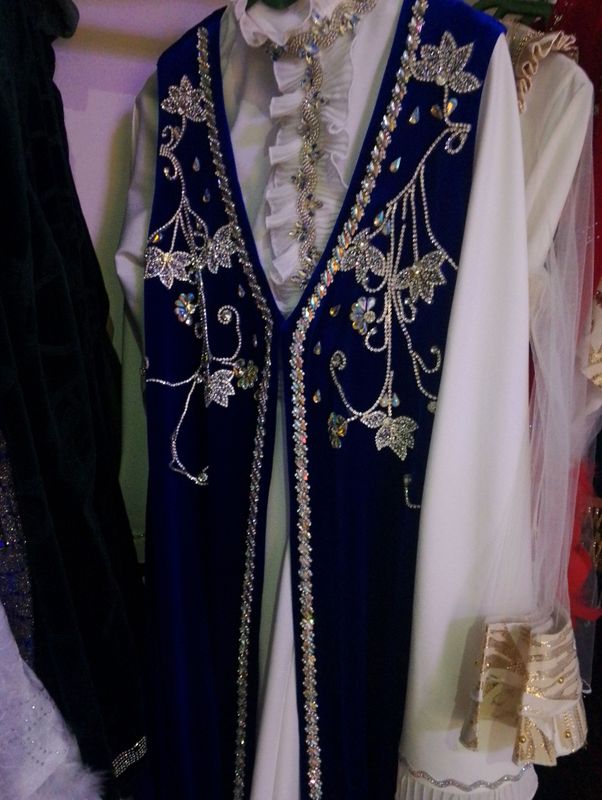 Abaya kilinlar uchun bir marta kiyilgan 2oy buldi Abaya kilinlar uchun bir marta kiyilgan 2oy buldi
