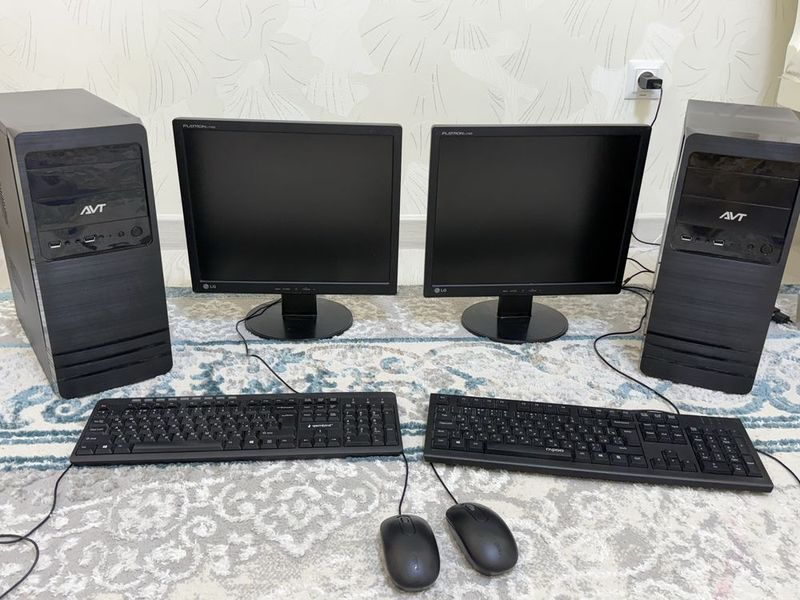Компьютер LG FLATRON L1742S Компьютер LG FLATRON L1742S