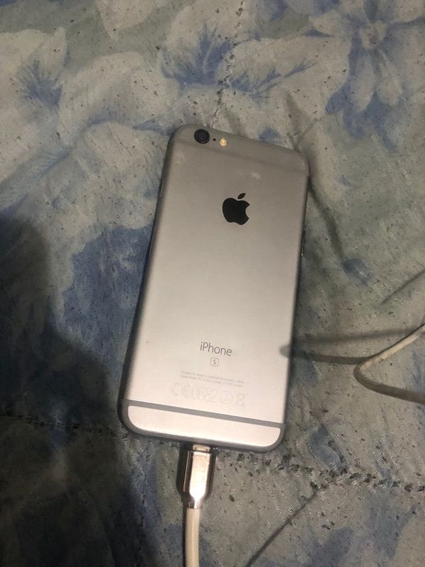 Iphone 6s 64gb space grey Iphone 6s 64gb space grey