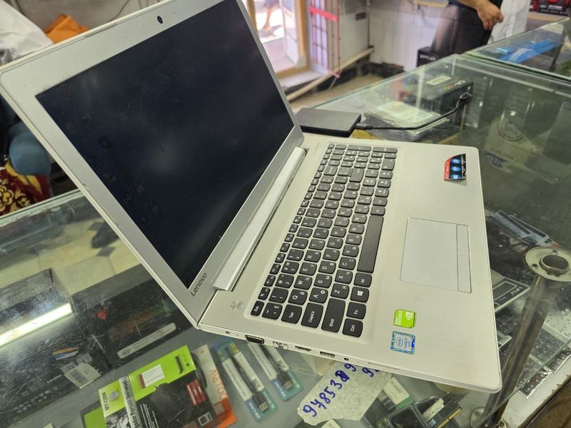 Продается ноутбук lenovo i7