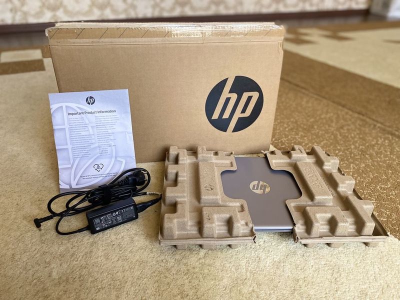 Продаёться ноутбук HP Laptop