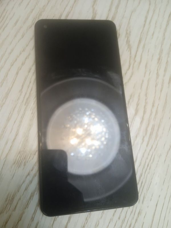 Samsung A21 s sotiladi Samsung A21 s sotiladi