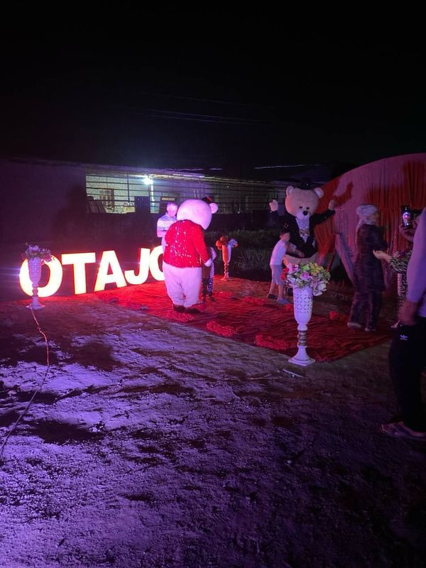 Otajon onajon , dekaratsiya va ayiqchalar xizmati Otajon onajon , dekaratsiya va ayiqchalar xizmati