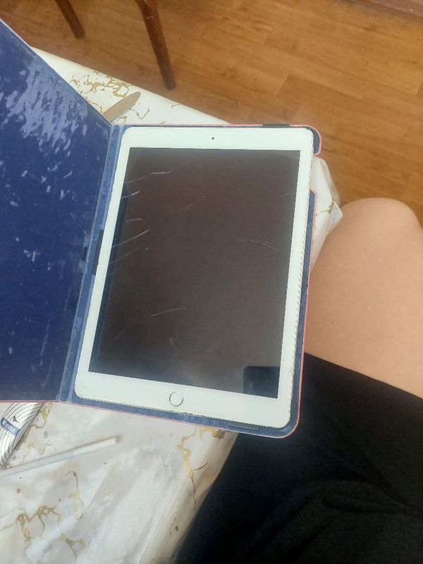 Планшет не рабочий Планшет не рабочий