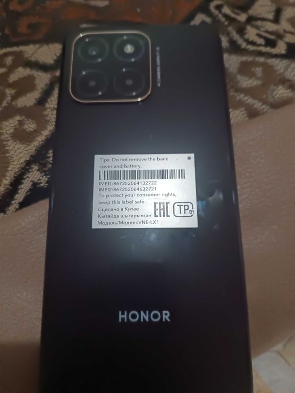 Смартфон Honor x6 64 гб,б/у