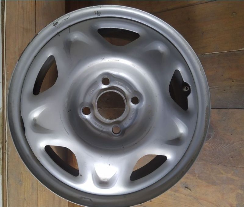 Spark radnoy diska sotiladi Spark radnoy diska sotiladi