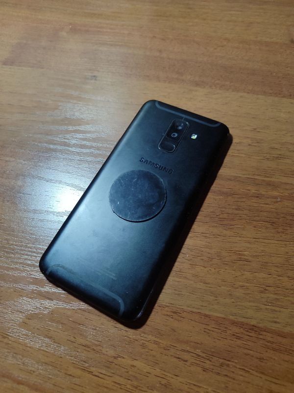 Samsung A6+ в идеальном состоянии Samsung A6+ в идеальном состоянии