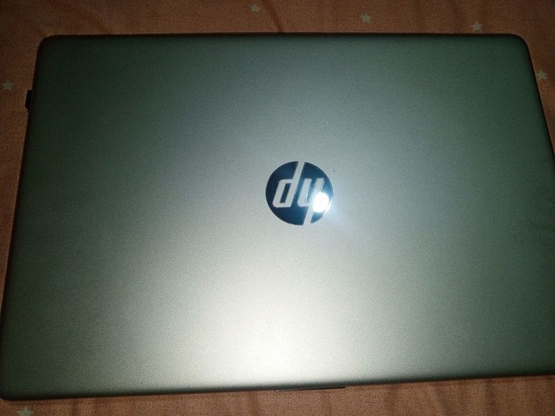 Novutbuk Hp Laptop 15s-fq5xx Novutbuk Hp Laptop 15s-fq5xx