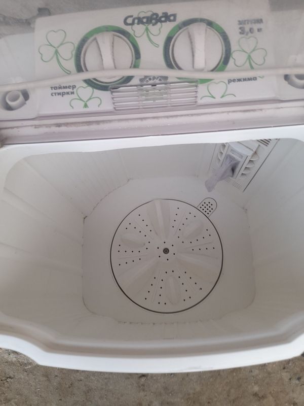 Kir mashinasi 3 kg holati yaxshi Kir mashinasi 3 kg holati yaxshi