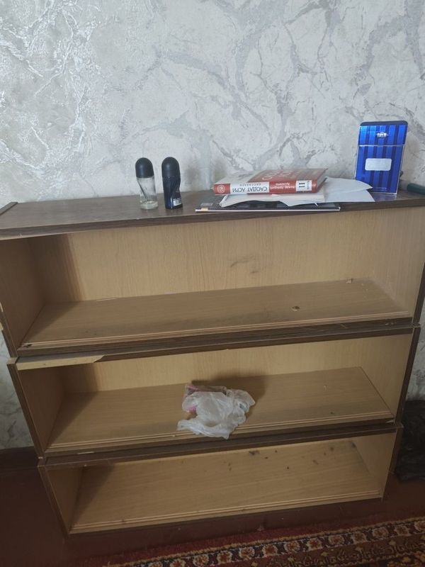 Книжный полка сотилади Книжный полка сотилади