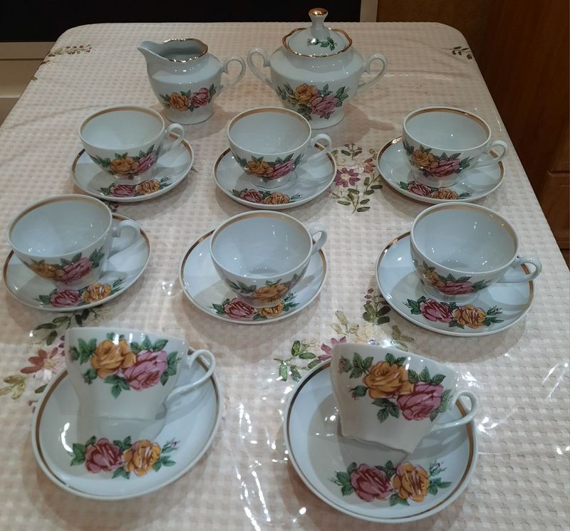 Рижский фарфор, абсолютно новый чайный сервиз на 6 персон из 14 пред