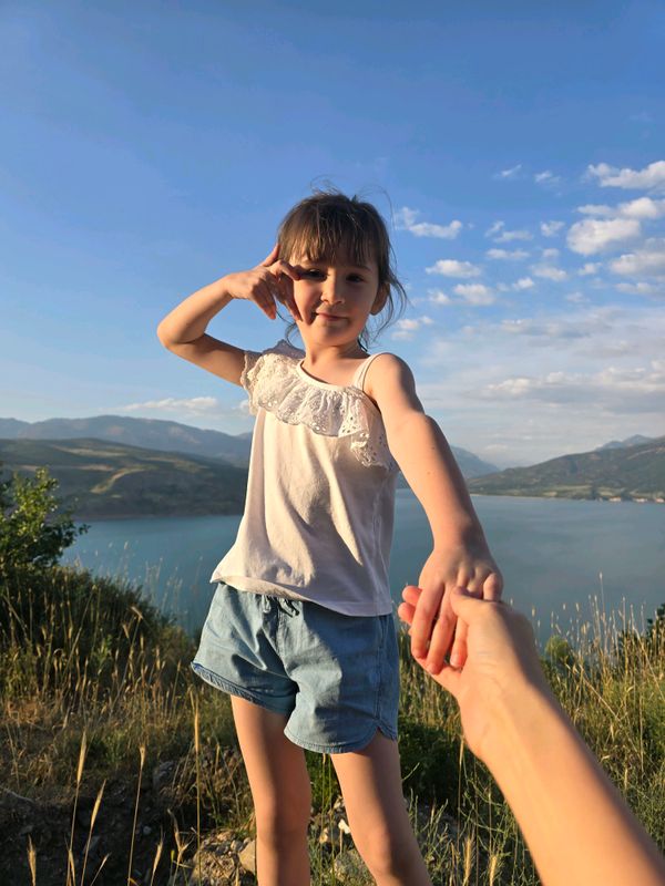 UYDAN CHIQMASDAN TIL O‘RGANISHNI ISTAYSIZMI?