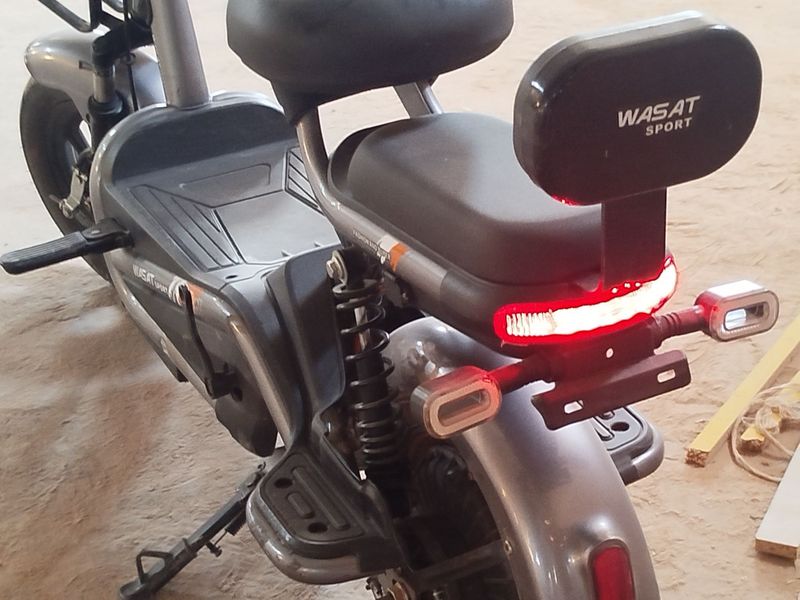 Скутер wassat 150$ Скутер wassat 150$