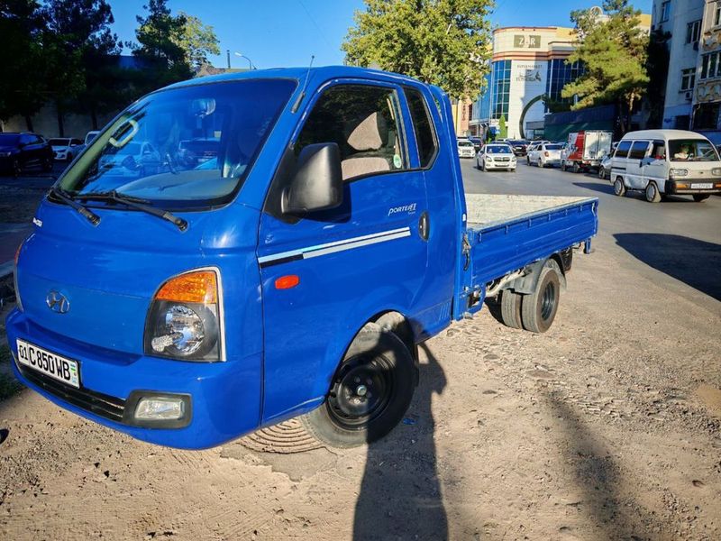 Продается Hyundai porter 2012 года выпуска пробег 455.000 км Продается Hyundai porter 2012 года выпуска пробег 455.000 км