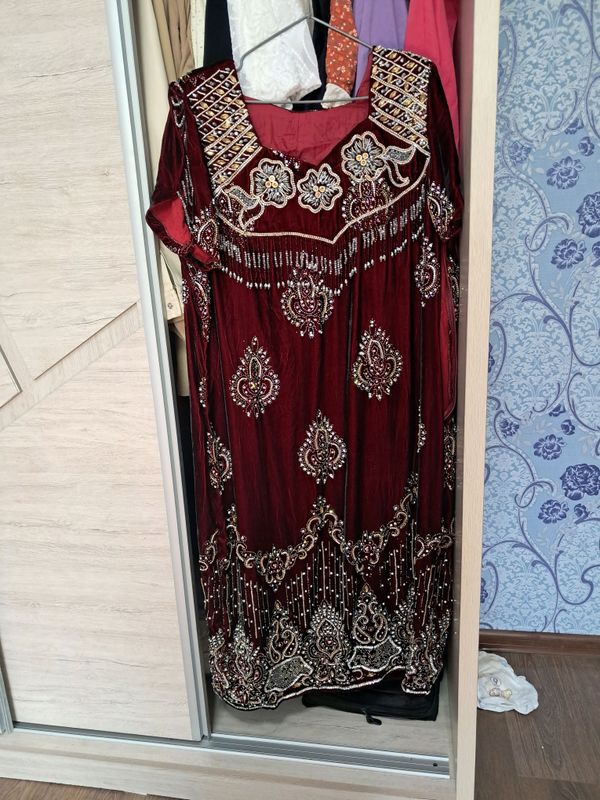 Платье