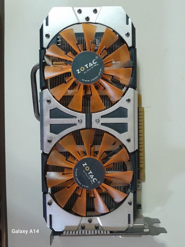 Видеокарта ZOTAC 750 ti 2 Gb Видеокарта ZOTAC 750 ti 2 Gb