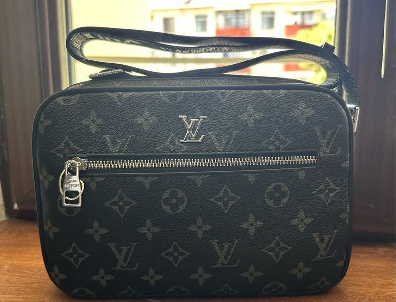 Сумка Louis vuitton Сумка Louis vuitton
