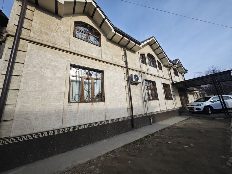 Срочно продаётся участок с домом в Юнусабаде (Шахристанская), рядом с Срочно продаётся участок с домом в Юнусабаде (Шахристанская), рядом с