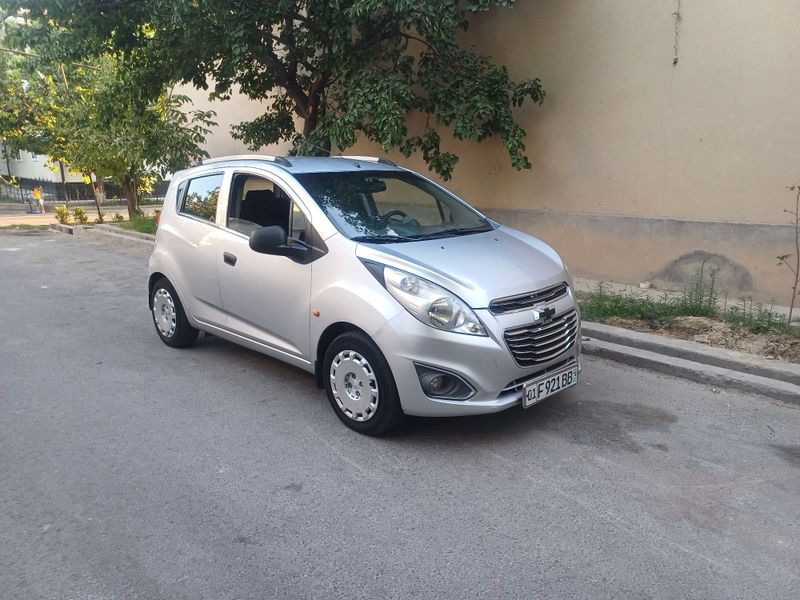 Spark naxtga sotiladi Spark naxtga sotiladi