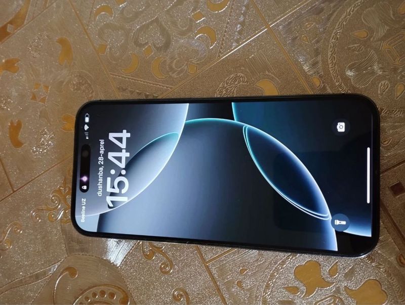 iphone 14 pro max ochilmagan orqa shisha singan iphone 14 pro max ochilmagan orqa shisha singan