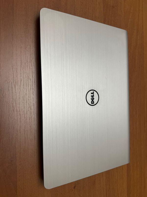 Ноутбук DELL Core i7 8/256 Ноутбук DELL Core i7 8/256