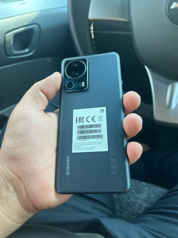 Xiaomi 13 lite yaxsh sastayaniya Xiaomi 13 lite yaxsh sastayaniya
