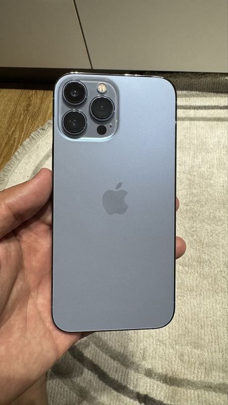 I phone 13 pro max 256 gb blue I phone 13 pro max 256 gb blue