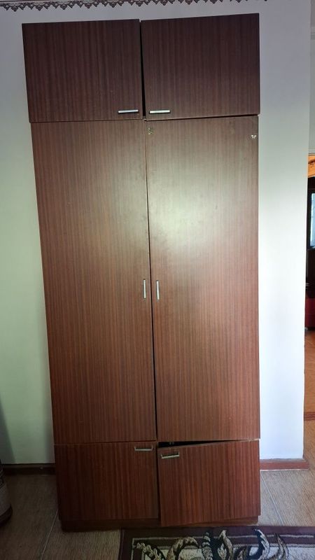 Продаётся шкаф. Советский. Продаётся шкаф. Советский.