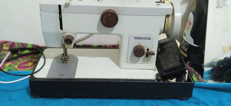 Chayka moshinkasi 1milion deyapmiz kelishtirib beraman Chayka moshinkasi 1milion deyapmiz kelishtirib beraman