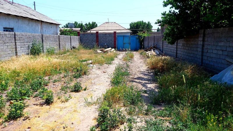 Бостонликда Азадбаш 2-сотих ер бор Бостонликда Азадбаш 2-сотих ер бор