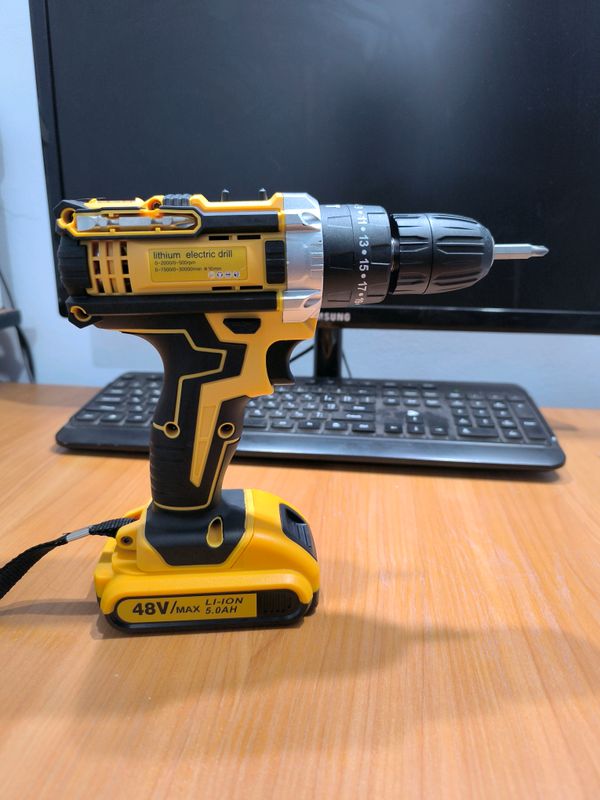 Шуруповёрт DeWalt для дома Шуруповёрт DeWalt для дома