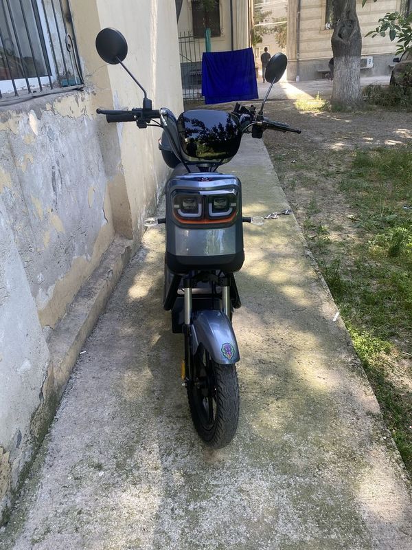 Elektroskuter olinganiga 1 xafta boldi xali yap yangi Elektroskuter olinganiga 1 xafta boldi xali yap yangi