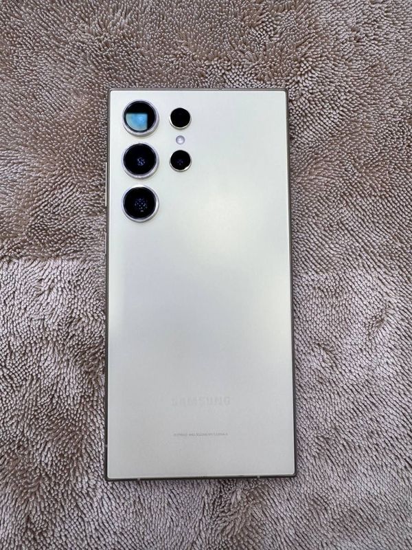Samsung S24 ultra Korea 256gb 660$ +imei Samsung S24 ultra Korea 256gb 660$ +imei