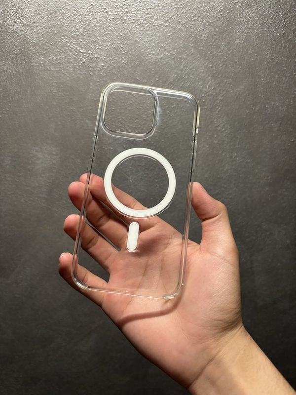 Оригинальный чехол Apple Clear Case с MagSafe для iPhone 15 Pro Max Оригинальный чехол Apple Clear Case с MagSafe для iPhone 15 Pro Max