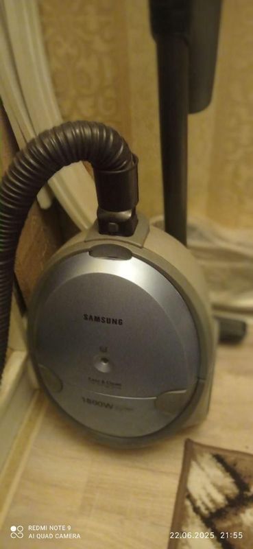 Продается плисос Samsung 1800W