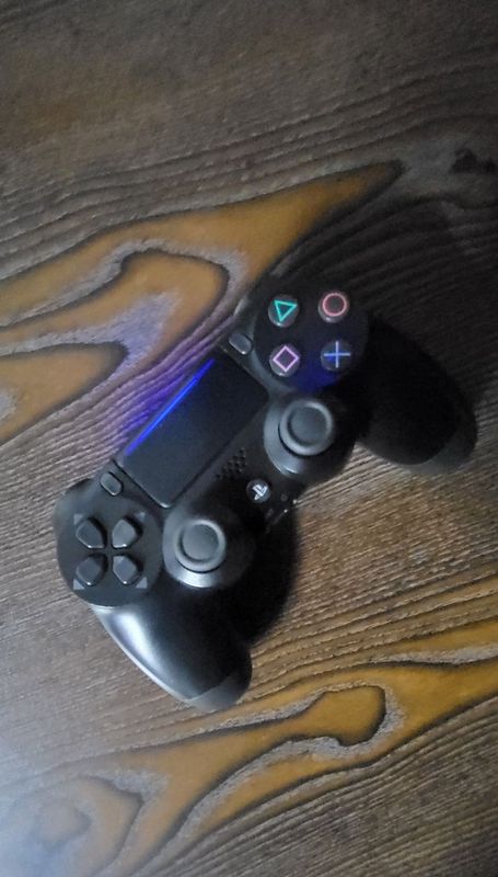 Black Dualshok от ps4 Black Dualshok от ps4