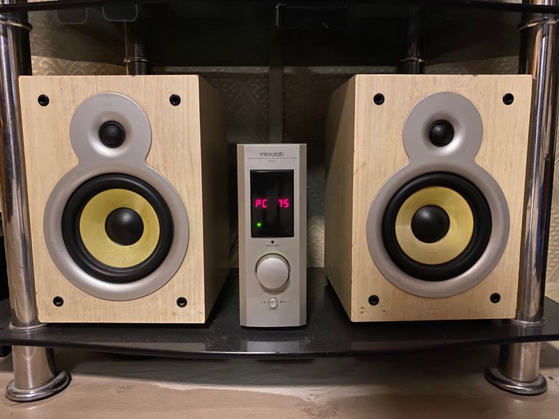 Колонки microlab pro 3. Колонки microlab pro 3.