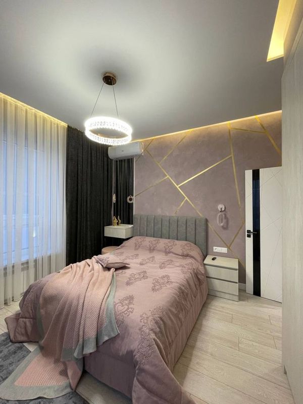Сдаётся 2х ком-я NRG Oybek 70кв На Долгий срок! Сдаётся 2х ком-я NRG Oybek 70кв На Долгий срок!